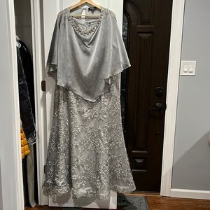 Silver evening gown - perfect for a mother of the bride!